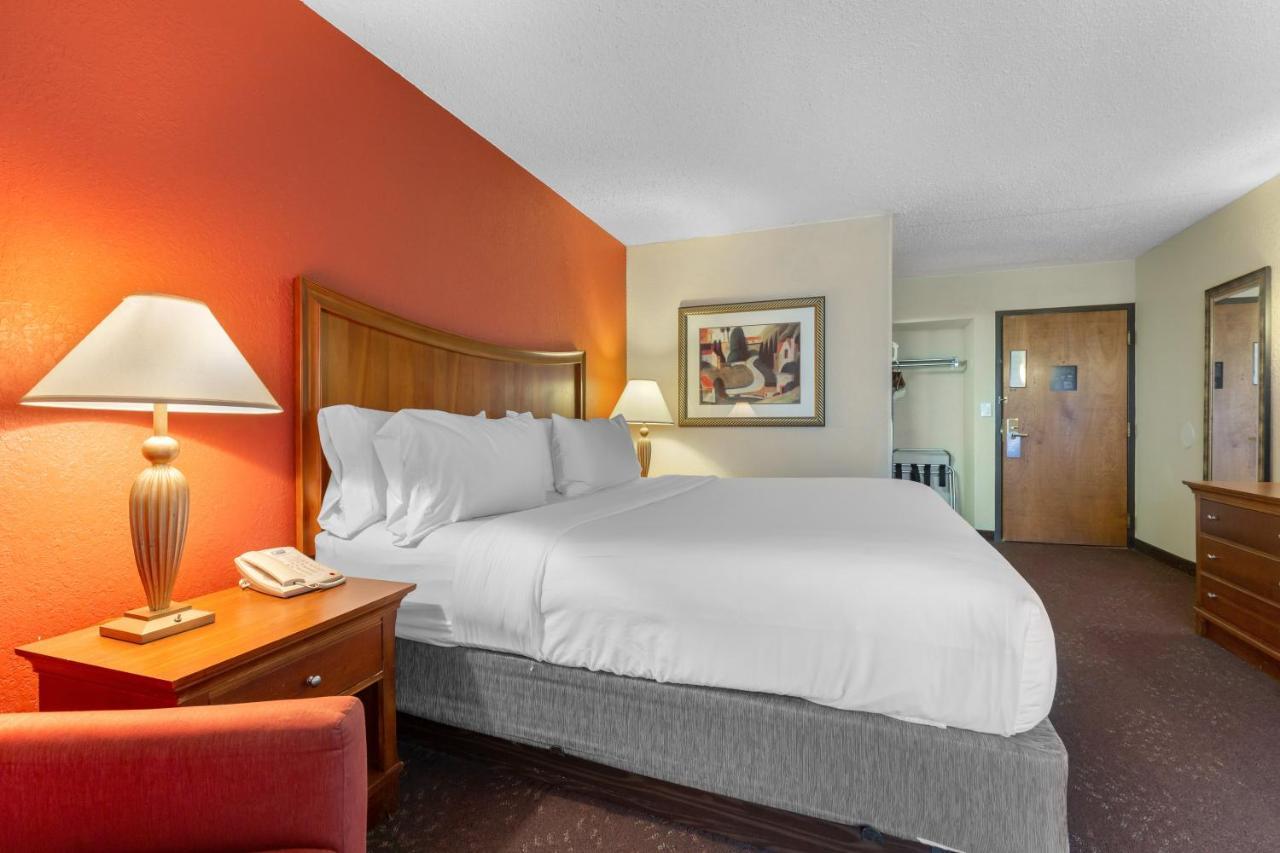Holiday Inn Express Chicago-Downers Grove By Ihg Extérieur photo