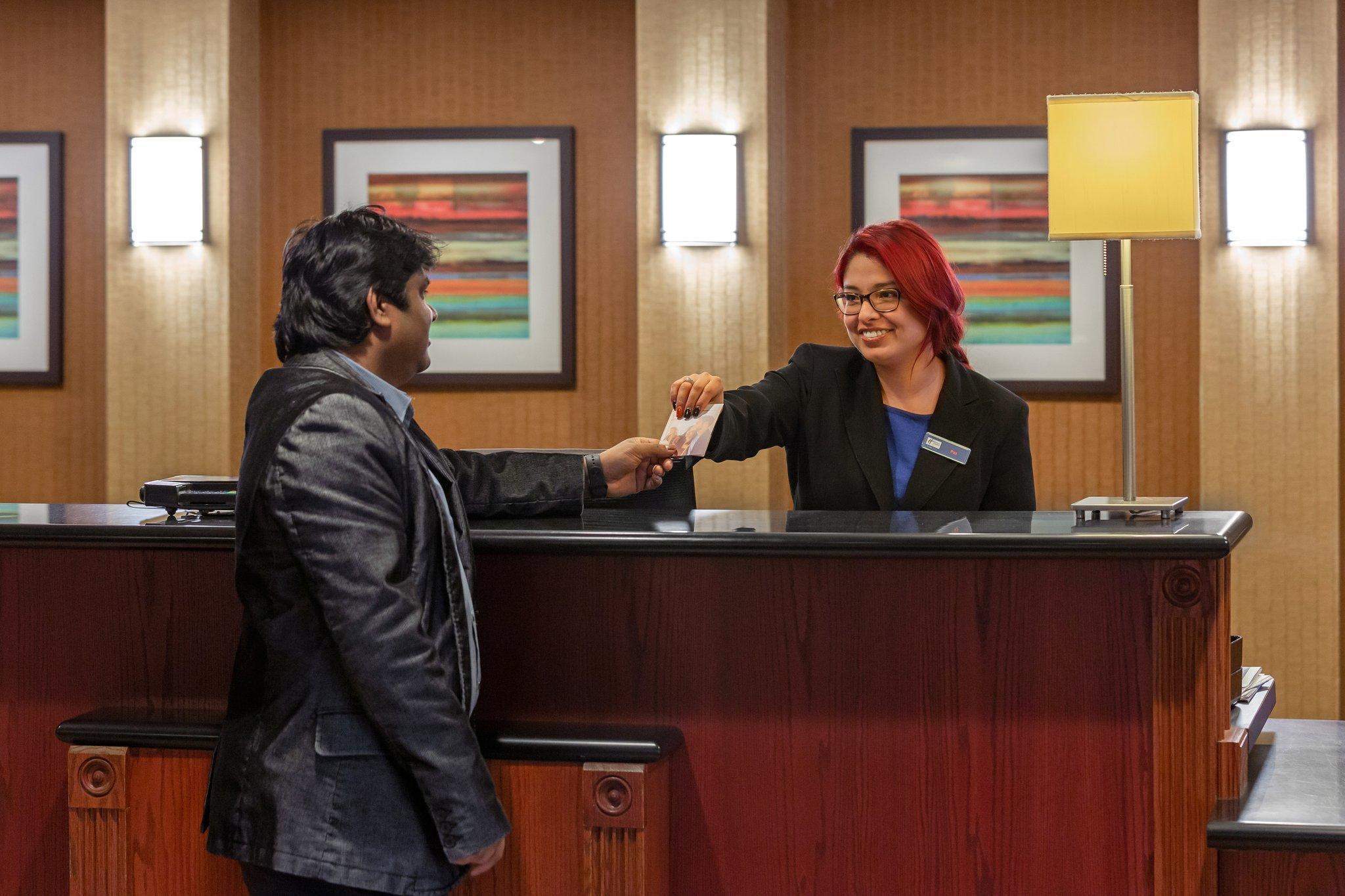Holiday Inn Express Chicago-Downers Grove By Ihg Extérieur photo