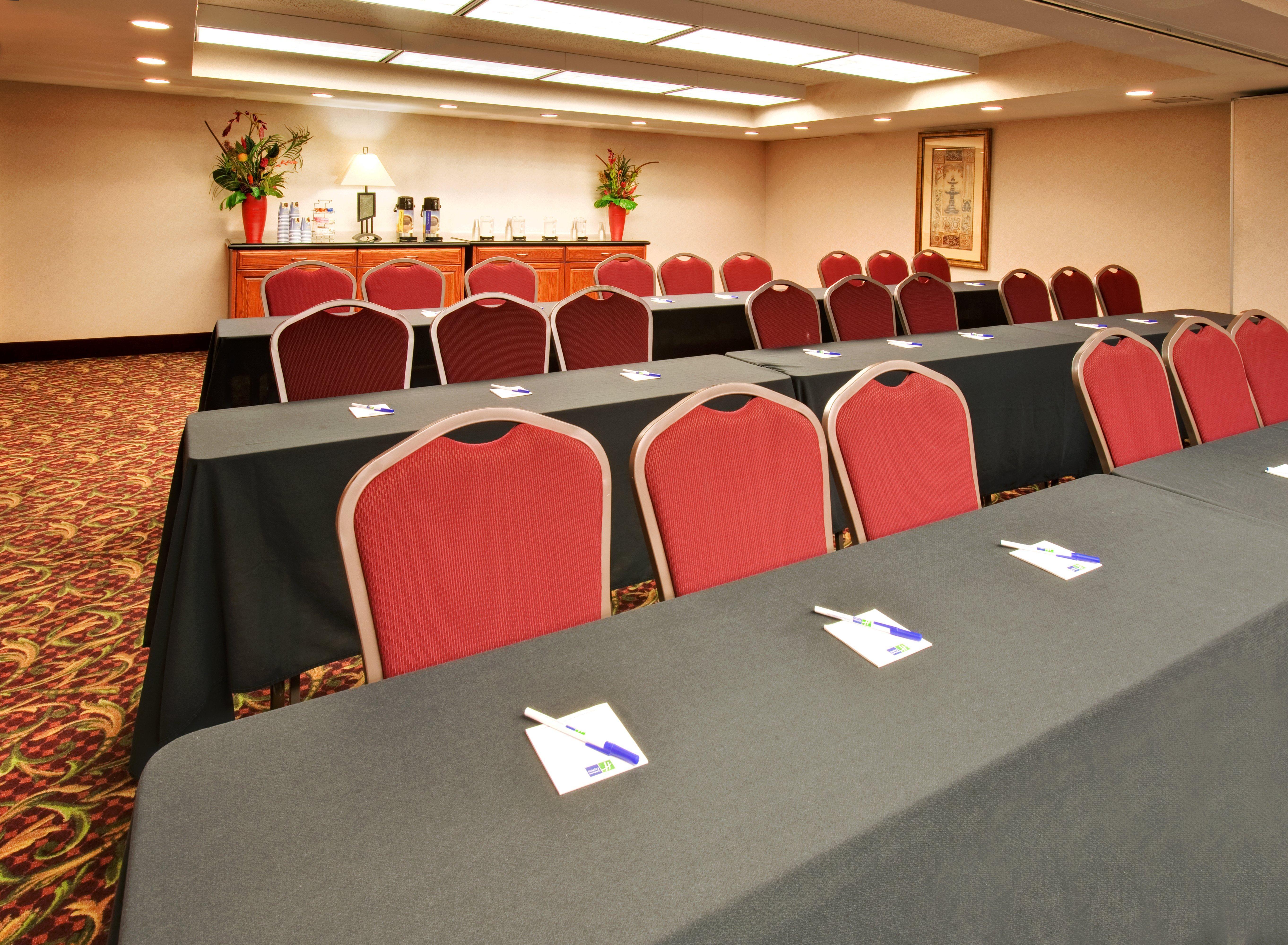 Holiday Inn Express Chicago-Downers Grove By Ihg Facilités photo