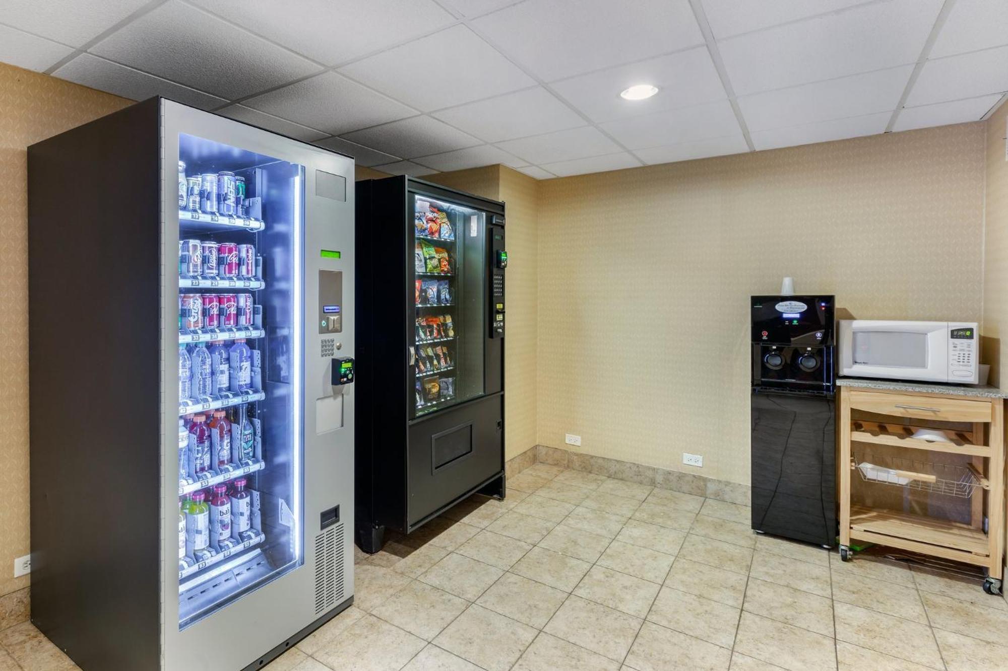 Holiday Inn Express Chicago-Downers Grove By Ihg Extérieur photo