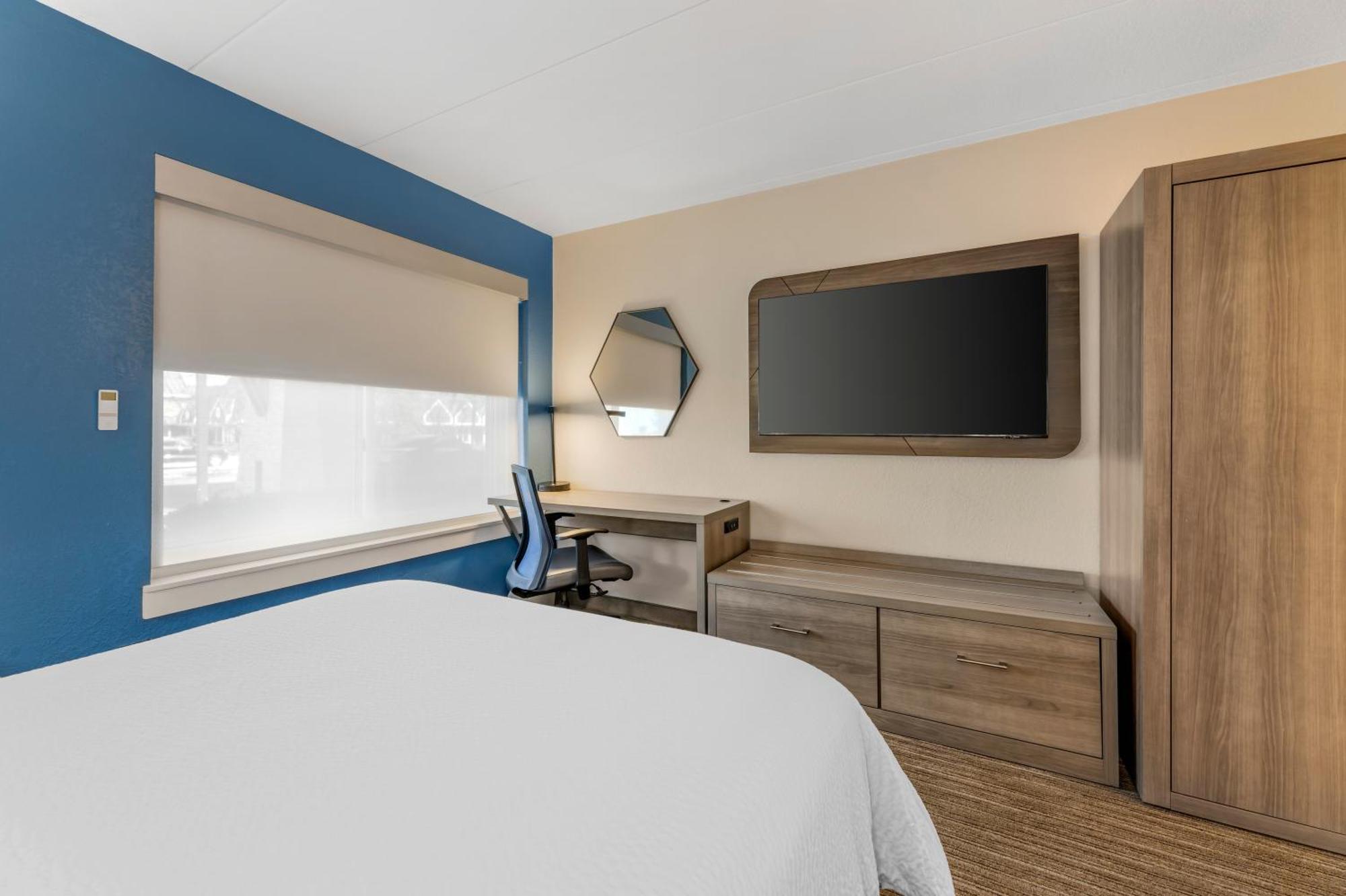 Holiday Inn Express Chicago-Downers Grove By Ihg Extérieur photo